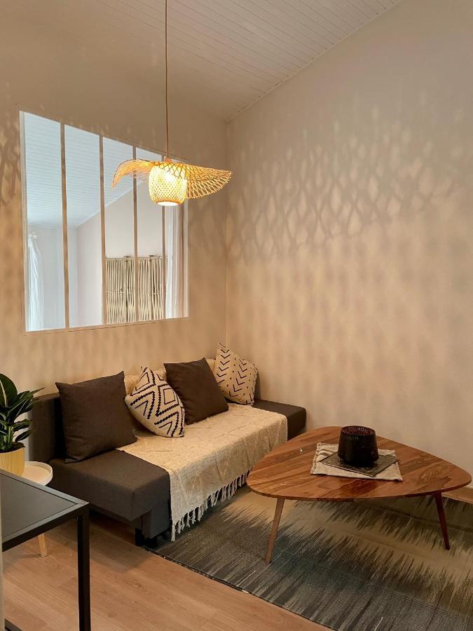 Appartement Aux Pieds Du Palais Des Papes. Авиньон Екстериор снимка